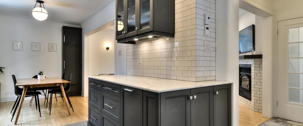 Image qui montre la rénovation d'une cuisine